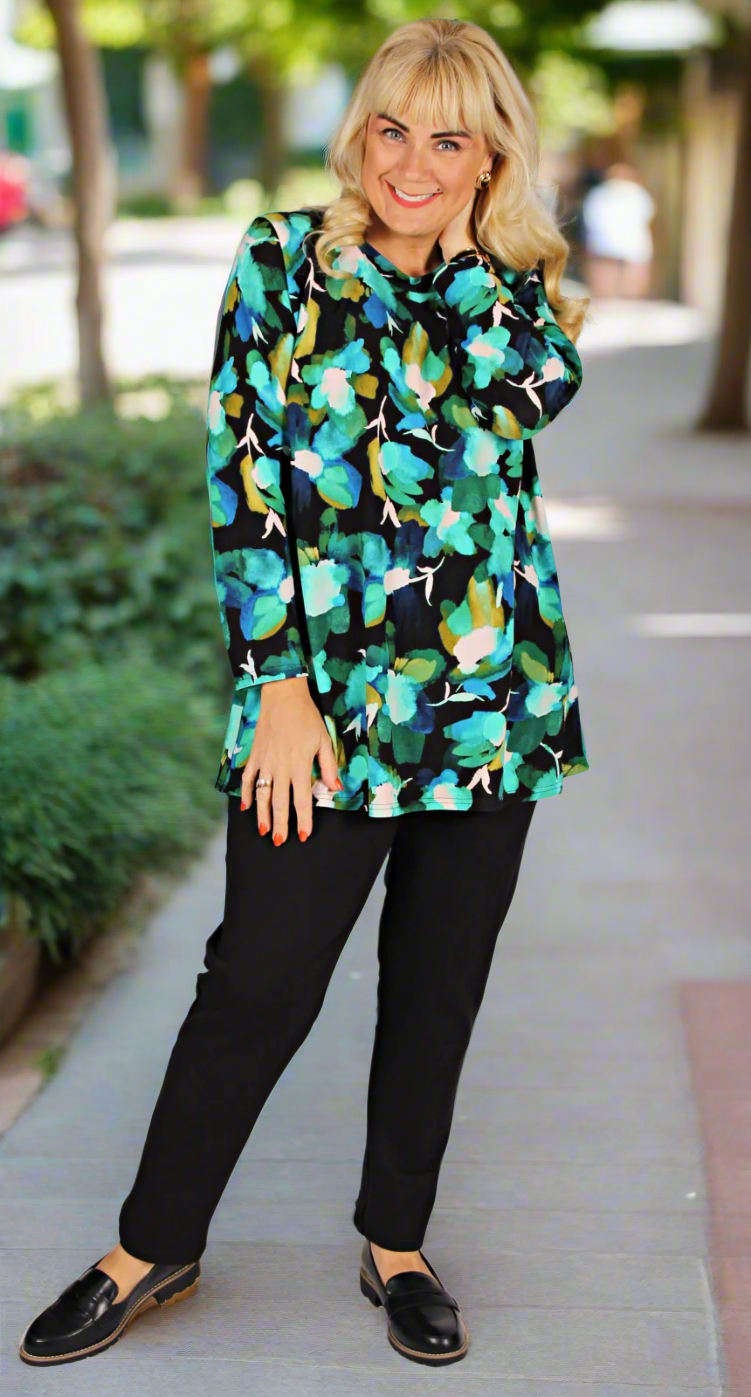 Classic Crew Neck Full Length Sleeve Cosy Knit Mint Petals on Black
