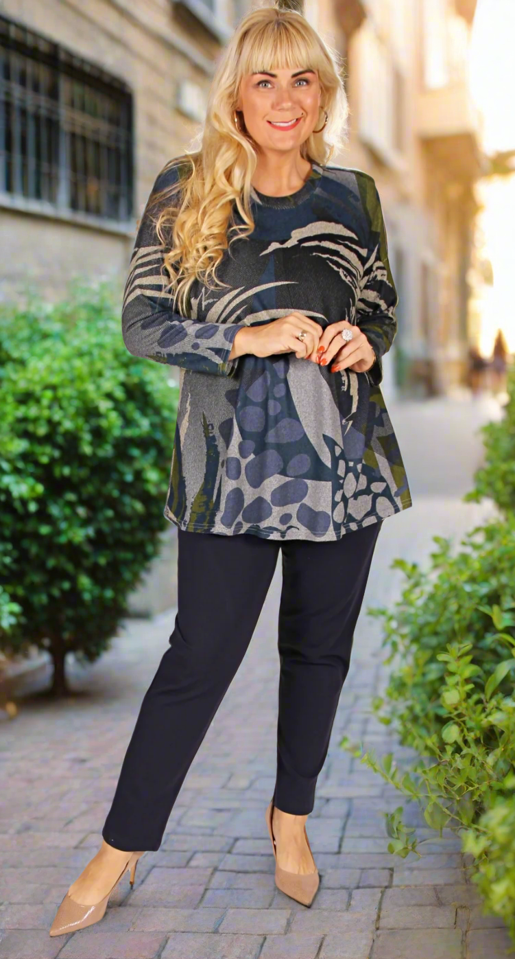 Classic Crew Neck Full Length Sleeve Cosy Knit Khaki and Ink
