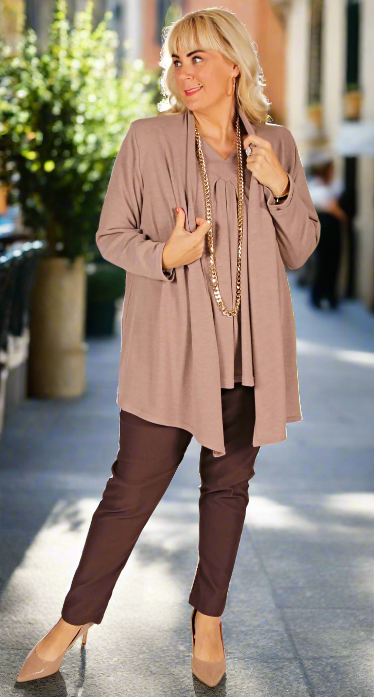 Bella V-Neck Top Long Sleeves Cosy Knit Latte