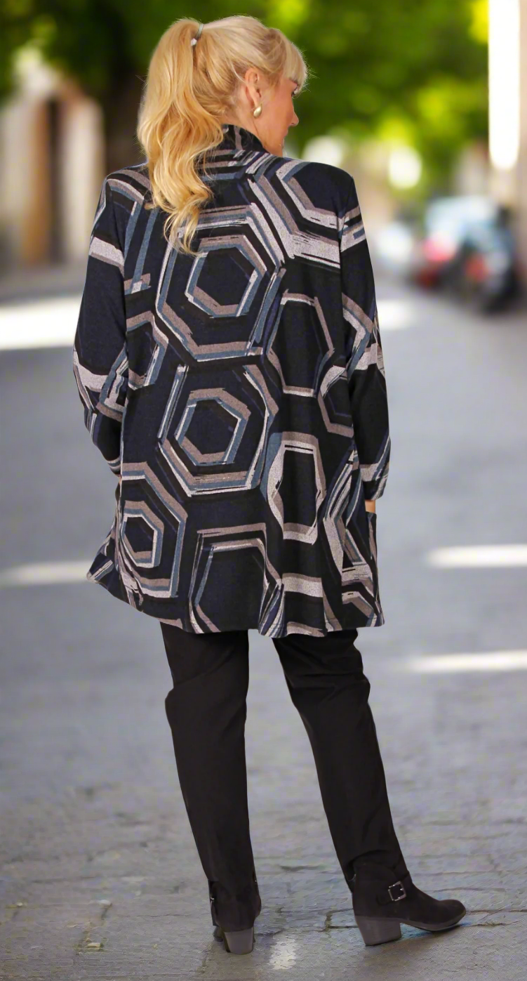Cosy Knit Edge to Edge Geometric Shapes