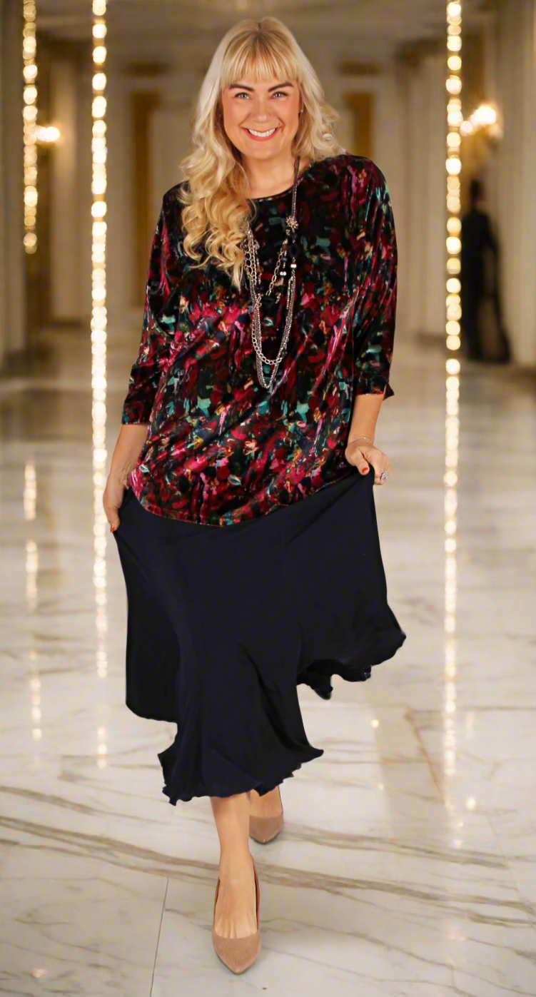 Special Event Rikki Round Neck Velvet