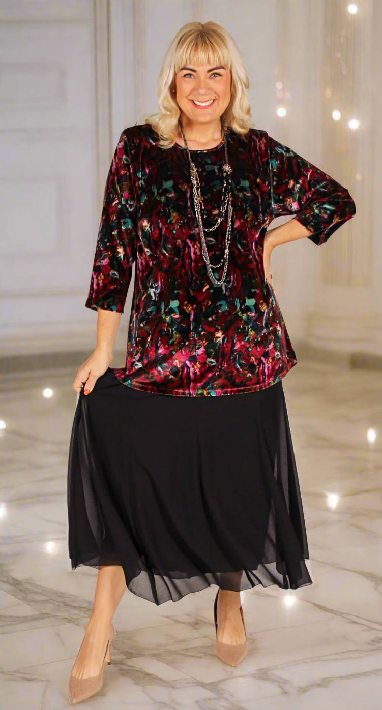 Special Event Rikki Round Neck Velvet